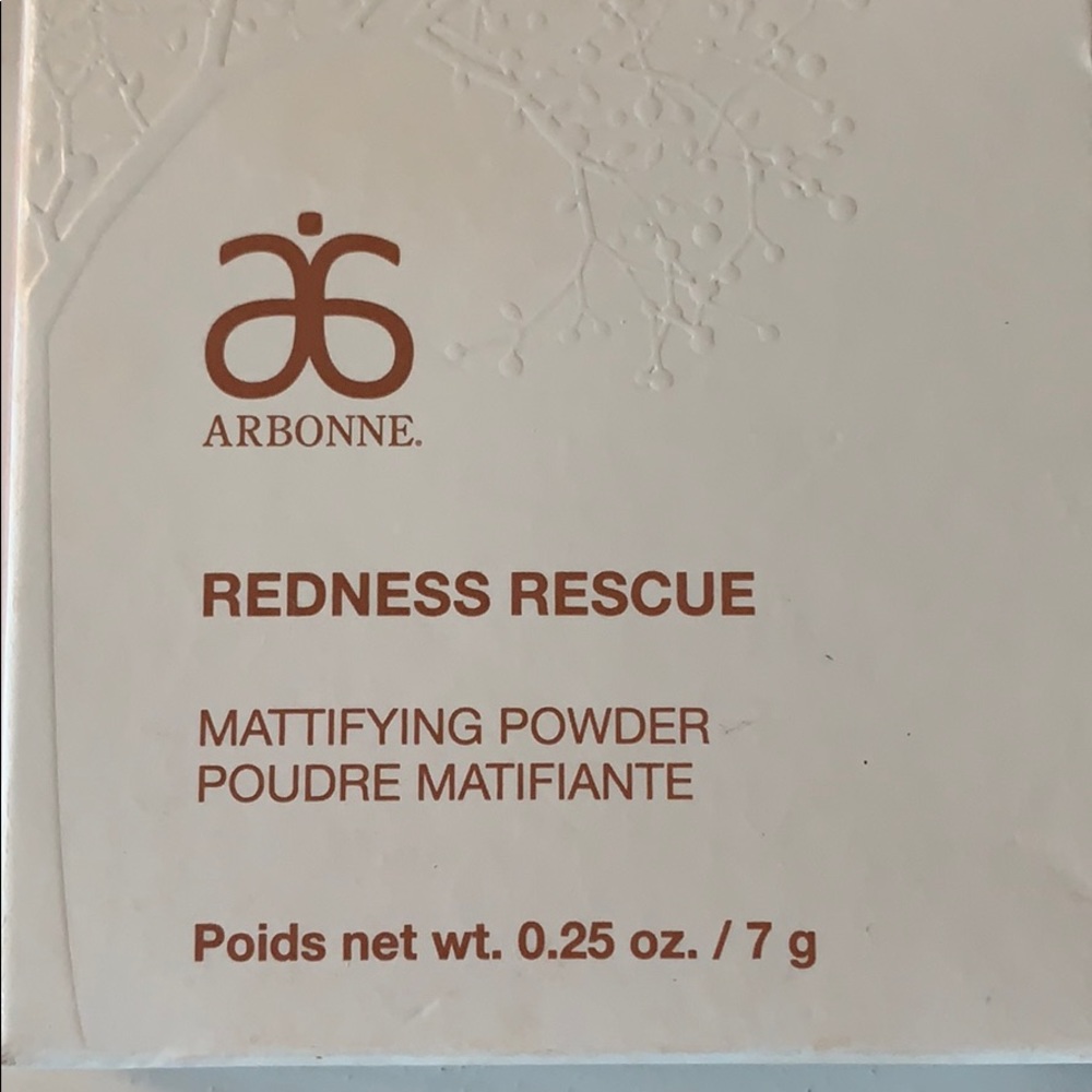 Arbonne Redness Rescue Mattifying Powder